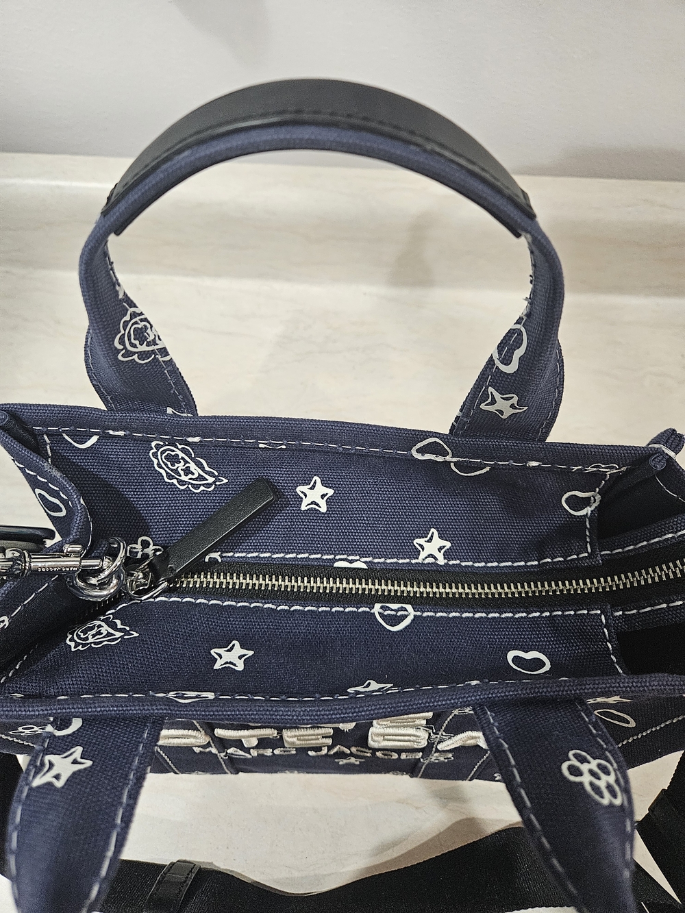 Marc Jacobs Small Tote - Picture 7 of 12